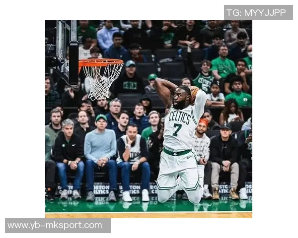 绿军伤病最新动态布朗确认出战普里查德与怀特能否上场仍待观察 绿军伤病最新动态布朗确认出战普里查德与怀特能否上场仍待观察