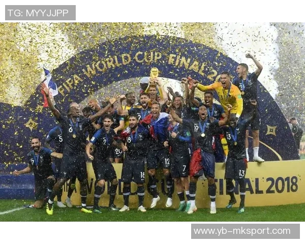 意大利国家队客战爱沙尼亚海报曝光多纳鲁马巴斯托尼小基恩齐亮相 意大利国家队客战爱沙尼亚海报曝光多纳鲁马巴斯托尼小基恩齐亮相