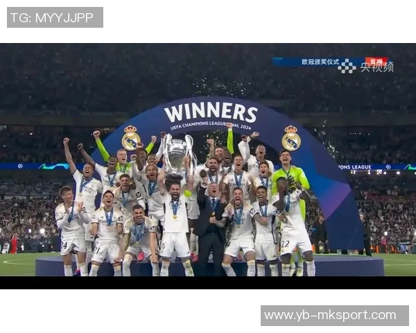 小曼奇尼坚定支持加斯佩里尼罗马有望获得欧冠资格与意杯冠军 小曼奇尼坚定支持加斯佩里尼罗马有望获得欧冠资格与意杯冠军